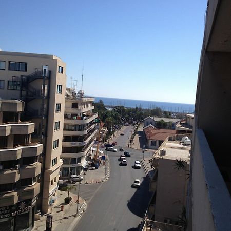 Francis Apartments Larnaca Luaran gambar