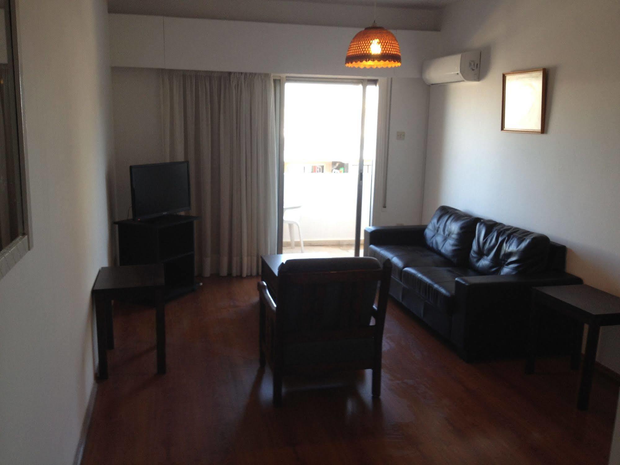 Francis Apartments Larnaca Luaran gambar